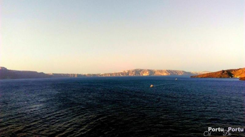 Santorini widziane z wody